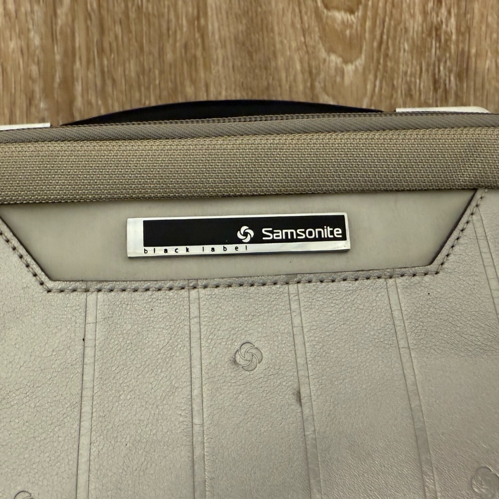 Samsonite Black Label Carry On - Picture 10 of 15